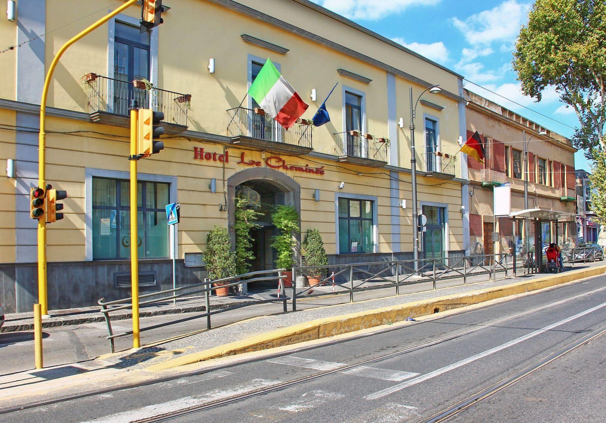 Le Cheminee Business Hotel Napoli Exterior foto